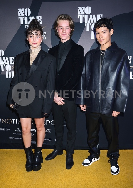 omar_rudberg_james_bond_premiere_28629.jpg