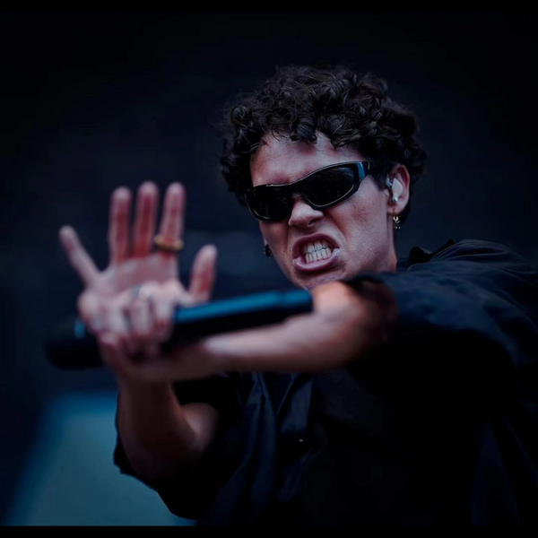 (c) Magnus Rönnkvist
