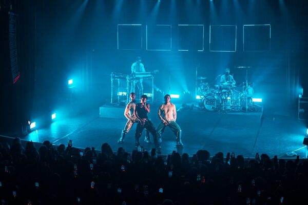 (c) Ash Psaltopoulos
