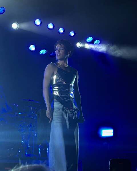 (c) mirrorballgirlyy 
